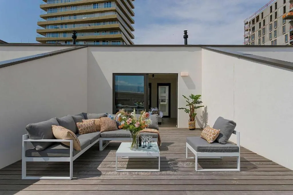 Unique Holiday Home With 4 Bedrooms Near The Beach! T100 أوستيند